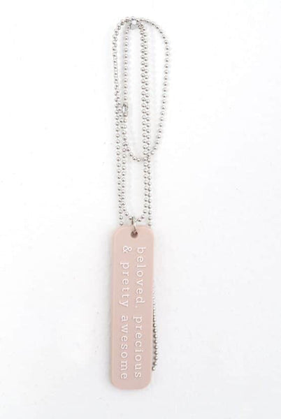 Halskette mit weichem Silikonanhänger: BELOVED, PRECIOUS & PRETTY AWESOME